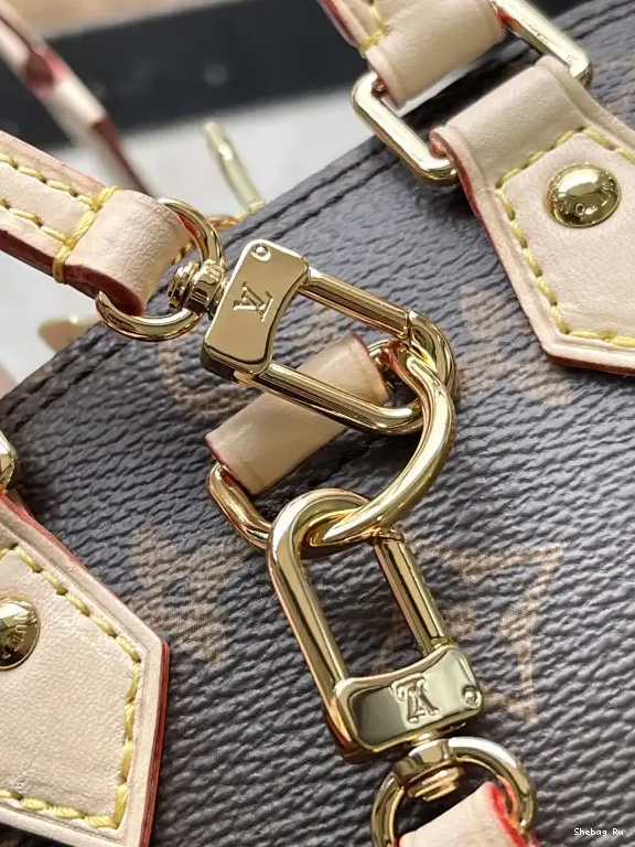 - Backpack VUITTON 15*20*10 cm LOUIS Alma 0618